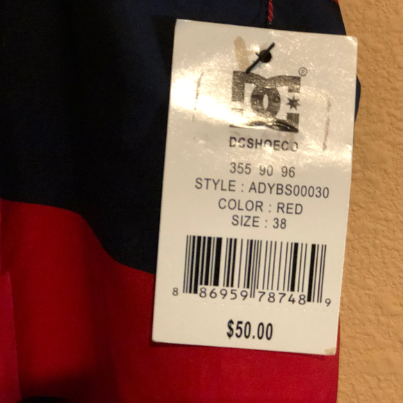 D&G Men's Re/Blue Swim Trunks Shorts  Size 38(new) - Picture 2 of 8